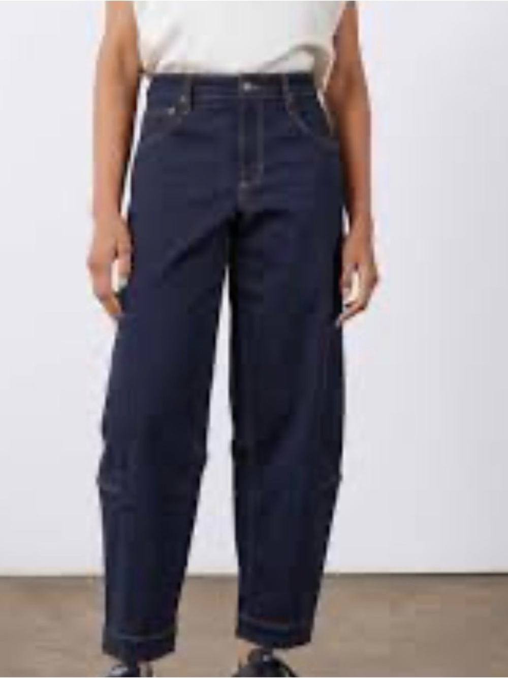 Ruti Ultimate dark wash denim barrel leg jeans women’s 8 8p petite
